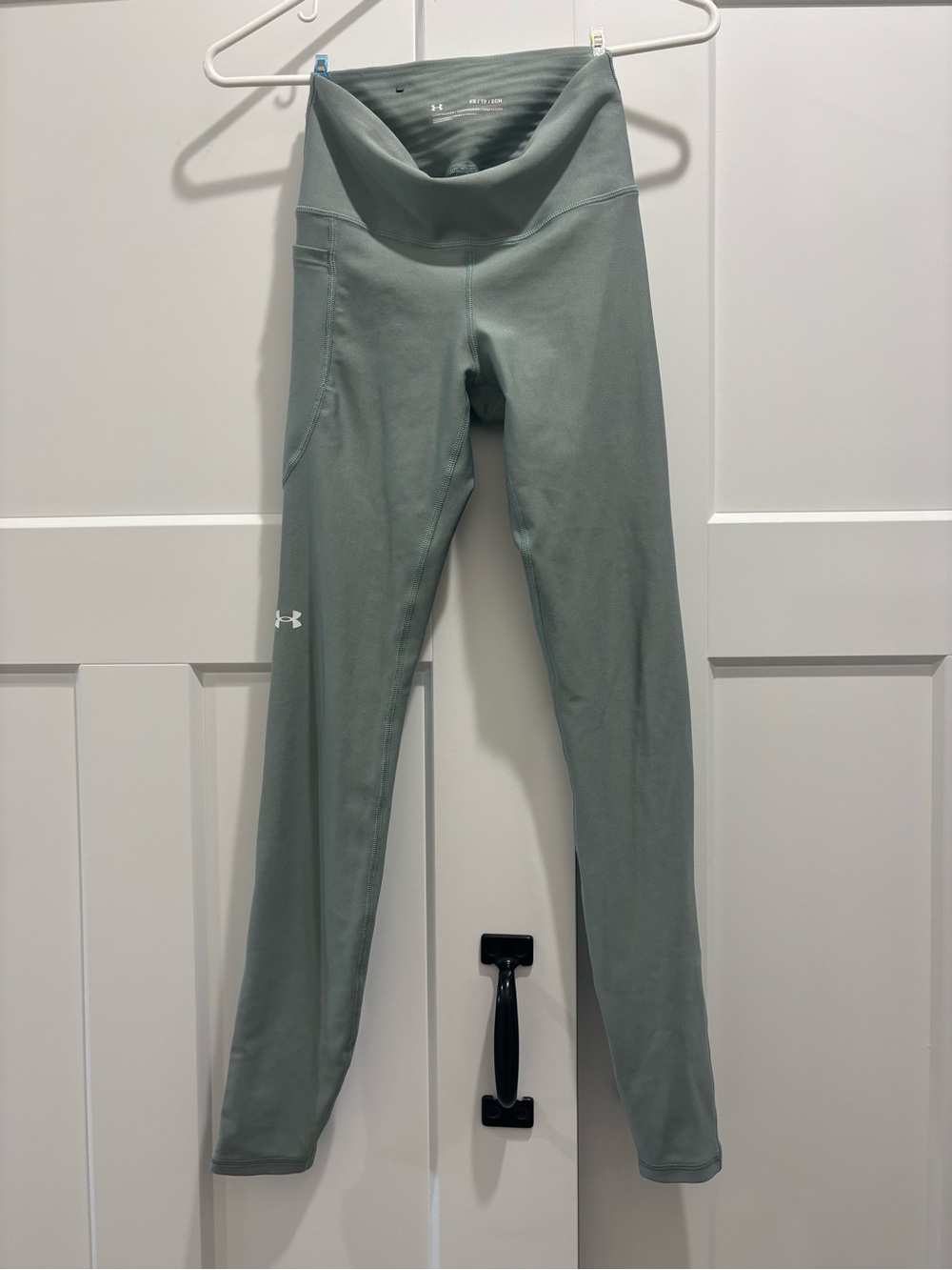 Under Armour Girls' Sage Green Leggings with Side Pocket